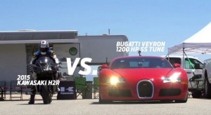 Kawasaki Ninja H2R, anche la Bugatti Veyron non può fare nulla contro il fulmine verde [VIDEO]