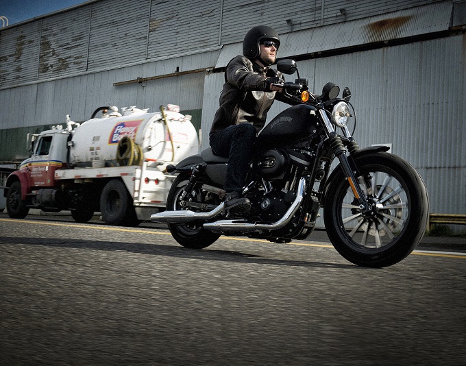 Harley-Davidson Dark Custom Tour: la experiencia de conducción se vive en la carretera