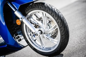 Pirelli ANGEL SCOOTER e DIABLO ROSSO SCOOTER, i nuovi pneumatici li vedremo ad EICMA 2016