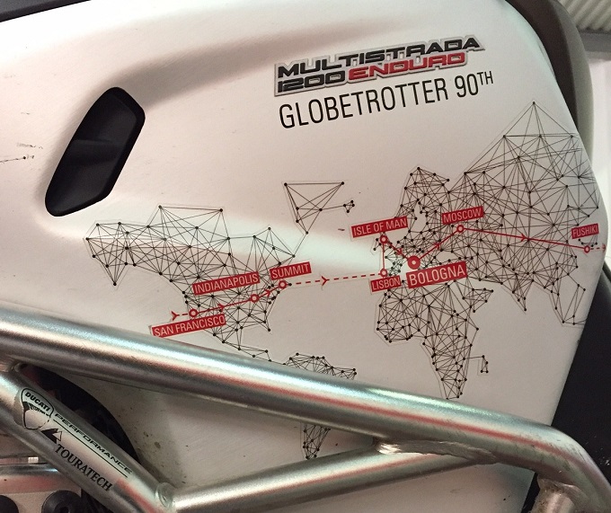 Ducati Globetrotter 90°, la “fiaccola” e la Multistrada 1200 Enduro rientrano in Europa