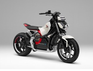 Honda Riding Assist-E: Il nuovo concept della moto “che sta in piedi da sola”