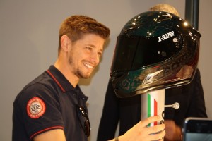 Casey Stoner on the track to test the Ducati Panigale V4
