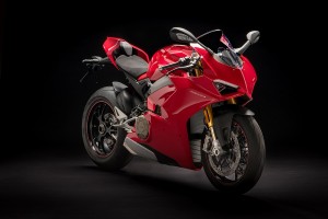 Ducati World Premiere: Tolto finalmente il velo alla Panigale V4