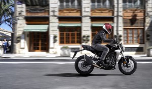Honda CB300R: la nuova visione intermedia della “Neo Sports Café” [FOTO]