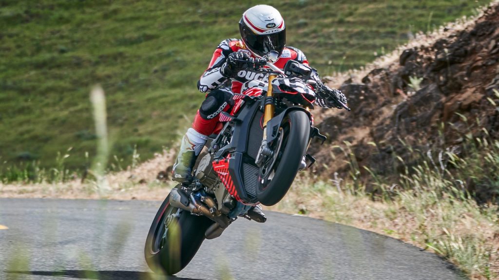 Ducati Streetfighter V4 Prototype: nuova potenza per Carlin Dunne nella “Race to the Clouds”