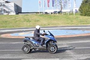 Qooder: test su veicoli elettrici a Vallelunga per portalettere e autisti di Poste Italiane