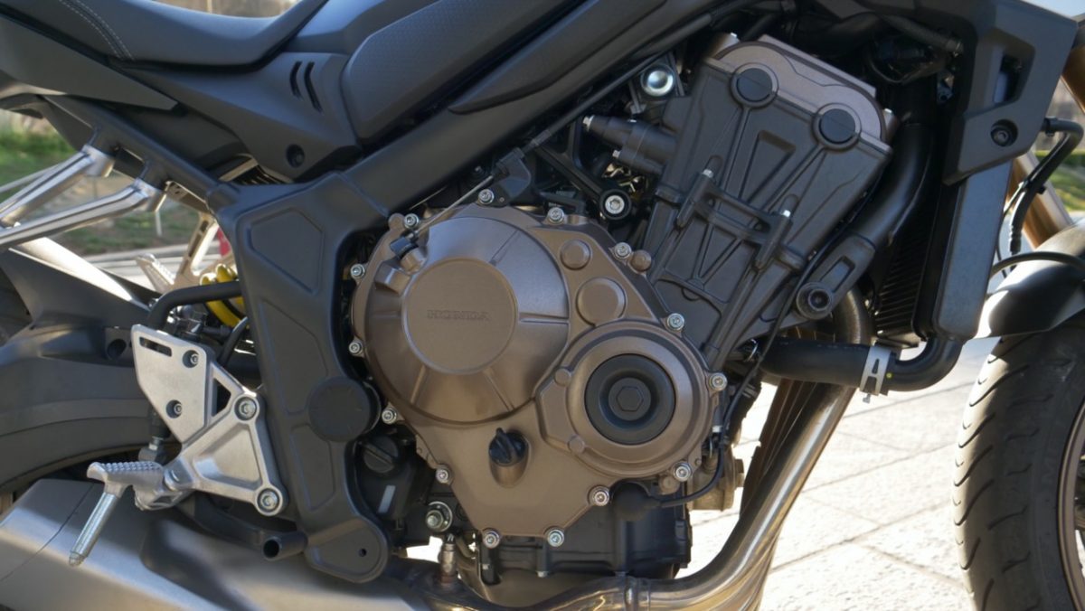 Honda CB 650 R scheda tecnica,