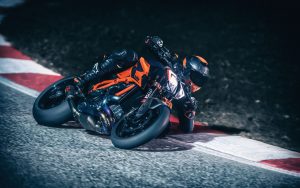 KTM 1290 Super Duke R: gli aspetti caratterizzanti della “Beast” [VIDEO]