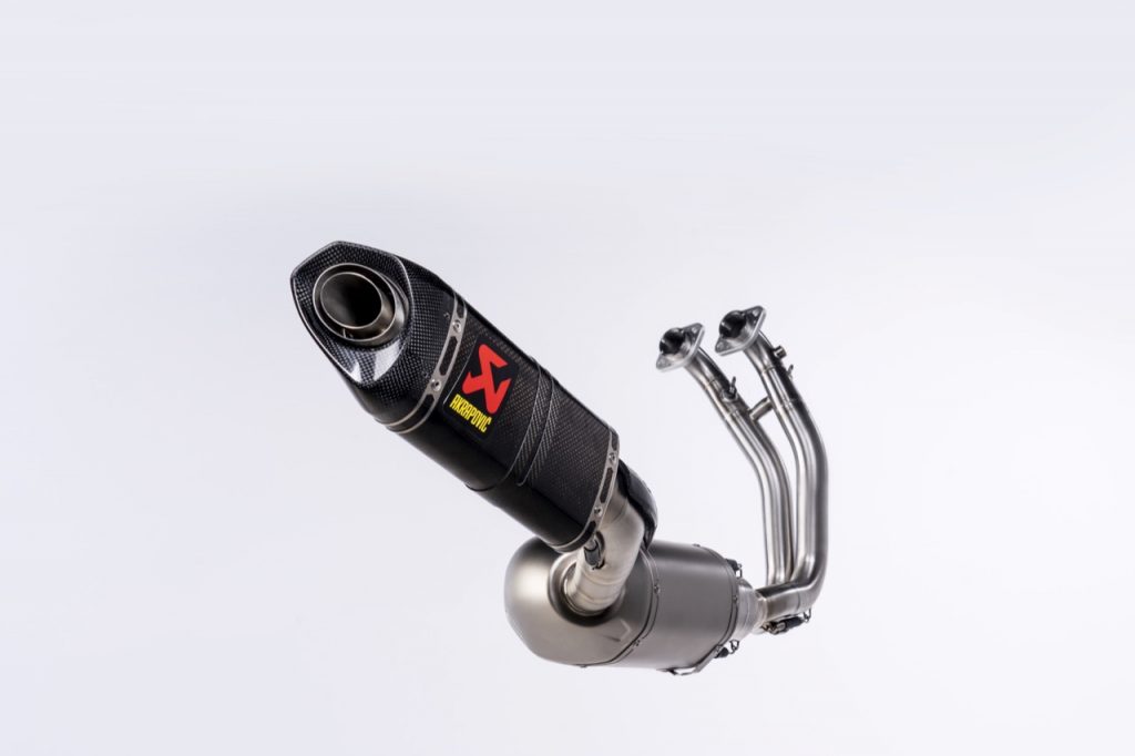 Akrapovič: a Racing Line (Carbon) exhaust system for the Aprilia RS 660