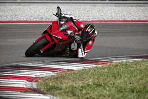 Ducati SuperSport 950: avviata la produzione della nuova sportiva a Borgo Panigale [FOTO]