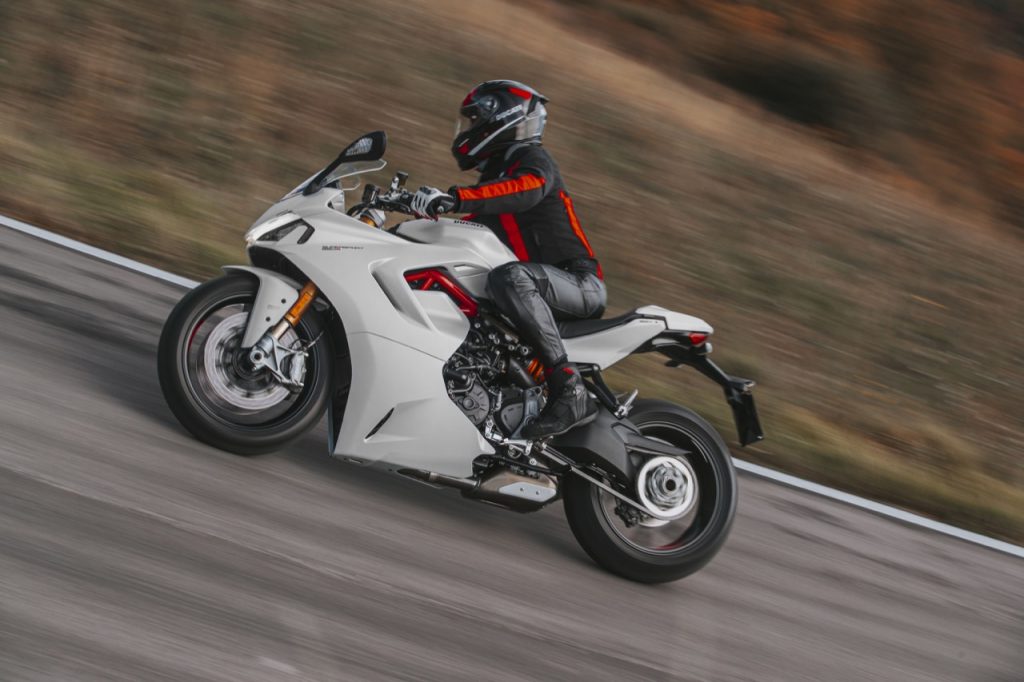 Ducati SuperSport 950: un design aerodinamico [VIDEO]