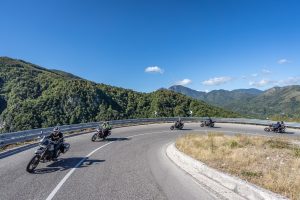 Moto Guzzi Experience: reismomenten tussen verschillende plaatsen in Italië [VIDEO]