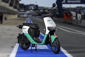 Vmoto Soco: una collaborazione con fornitura di scooter elettrici per la MotoE [FOTO]