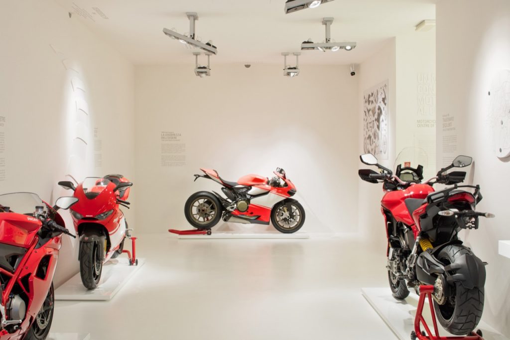 Ducati, Borgo Panigale Experience: riprendono le visite in fabbrica e le attività nel laboratorio Fisica in Moto