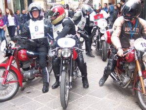 Rievocazione Storica del Motogiro d’Italia: dal Misano World Circuit Marco Simocelli parte la 30ª edizione