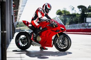 Ducati: introdotta la nuova collezione Apparel 2022