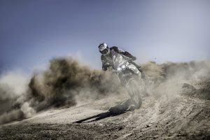 Ducati DesertX: prima della presentazione altre immagini dal deserto [VIDEO TEASER]