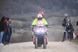 Yamaha Niken moto ufficiale di varie corse di ciclismo fino al 2025