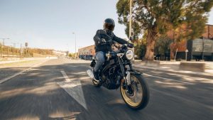 Yamaha XSR125 Legacy: una novità con cenni alla tradizione sportiva