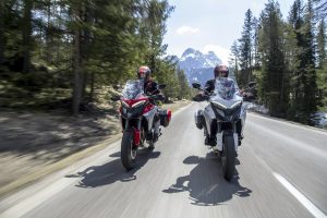 Ducati Multistrada Tour – Alpen Edition: esplorare i tratti alpini con la Multistrada V4