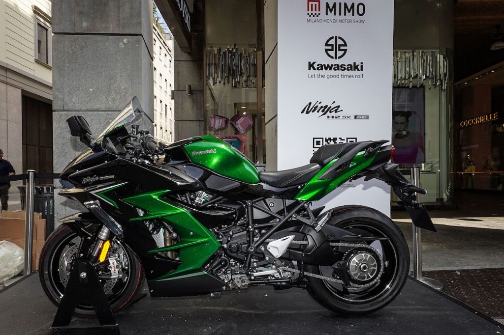 Kawasaki Ninja H2 SX SE: la potente Sport Tourer presente al MIMO Milano Monza Motor Show 2022