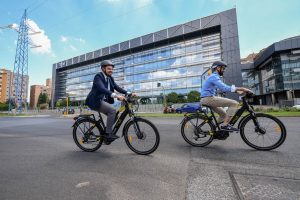 Terna adotta il progetto “CYCL-e around” di Pirelli per la mobilità sostenibile dei lavoratori