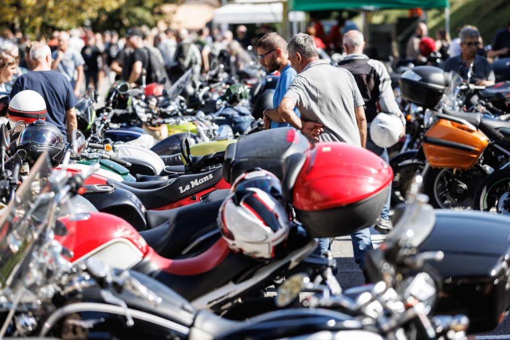 Moto Guzzi, GMG – Giornate Mondiali Guzzi 2022: oltre 60.000 appassionati alle celebrazioni dei 100 anni
