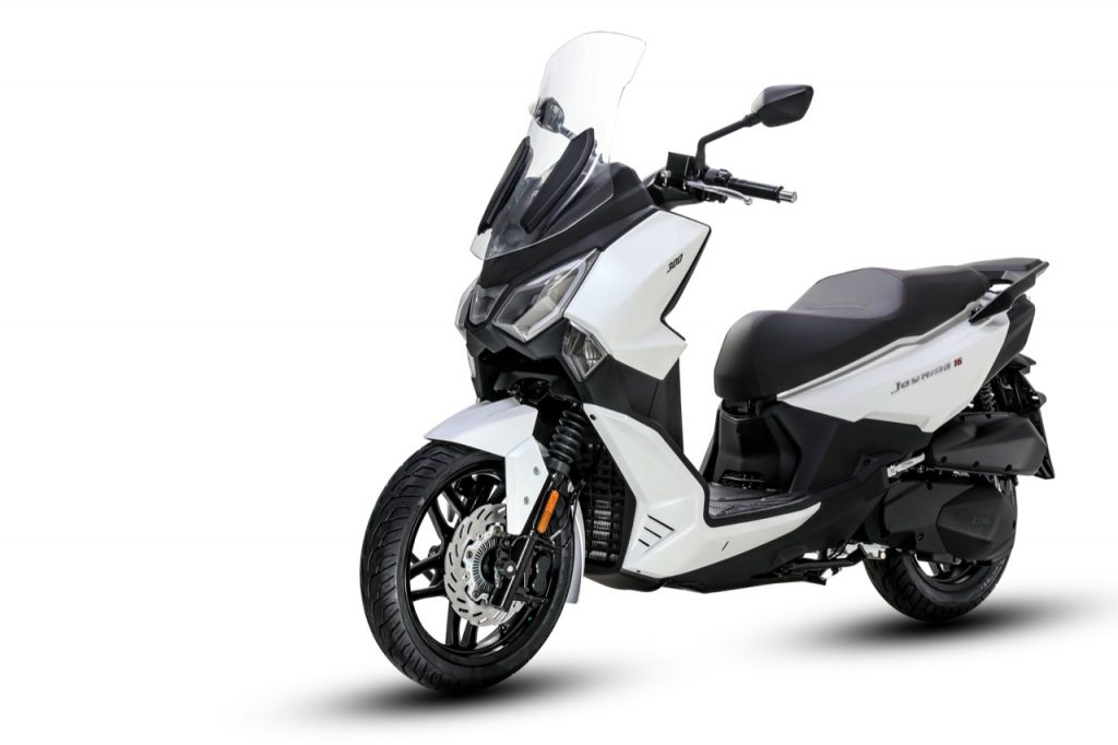 SYM Joyride 16: the strong points of the 300 scooter [VIDEO]
