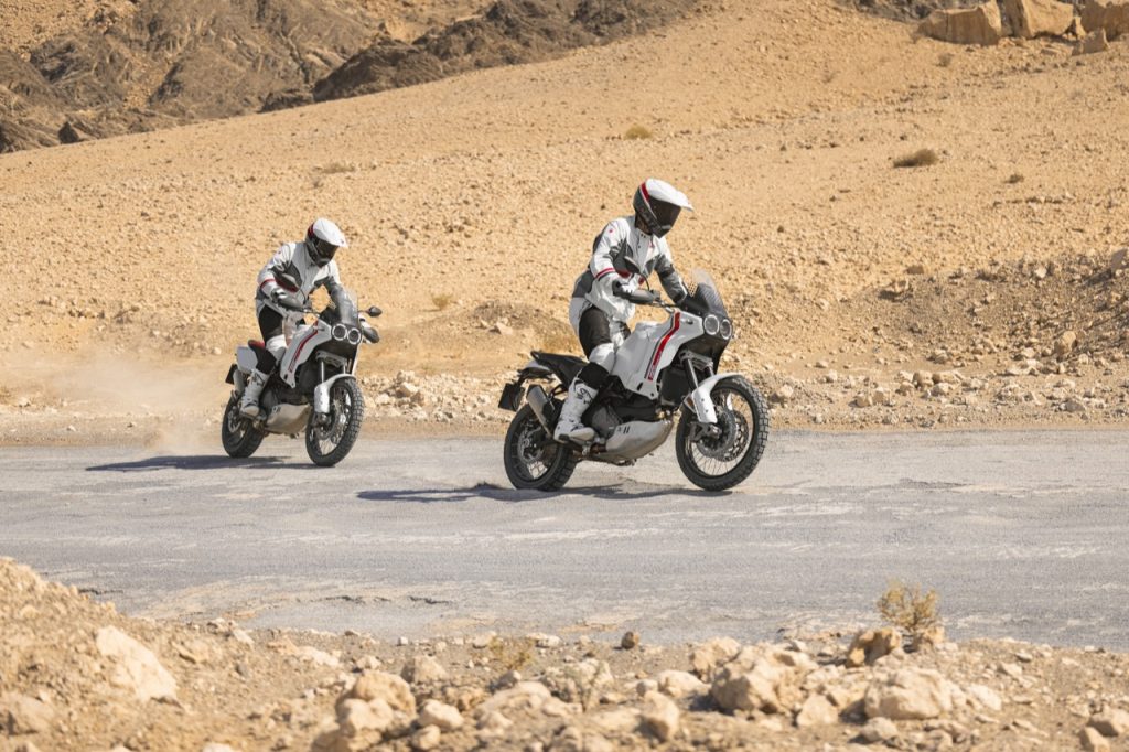 Ducati DesertX: een turn by turn-navigatiesysteem geïntroduceerd op het model