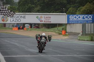 Trofeo Moto Guzzi Fast Endurance: a Vellelunga è scattata la sfida della quinta edizione