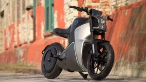 Fuell Fllow, la futuristica moto elettrica di Erik Buell è ordinabile [VIDEO]