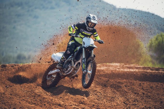 Triumph TF 250-X 2026: tutte le novità tecniche del modello da motocross da 48 CV [FOTO]