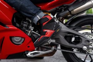 Ducati: arrivano i nuovi stivali Corse City C3 e Strada C4 [FOTO]