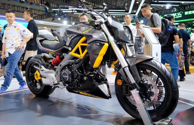 EICMA 2025: Cyclone RA1000 e RX2, le nuove moto Zonsen tra sport e avventura [FOTO]