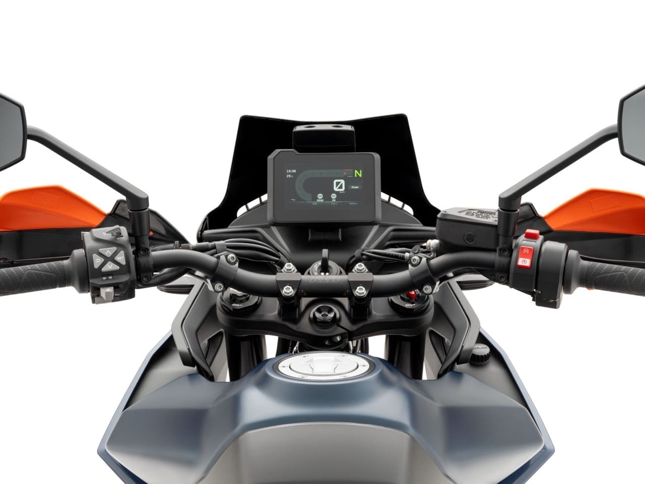 KTM 890 SMT 2026: si aggiorna la Supermoto Touring