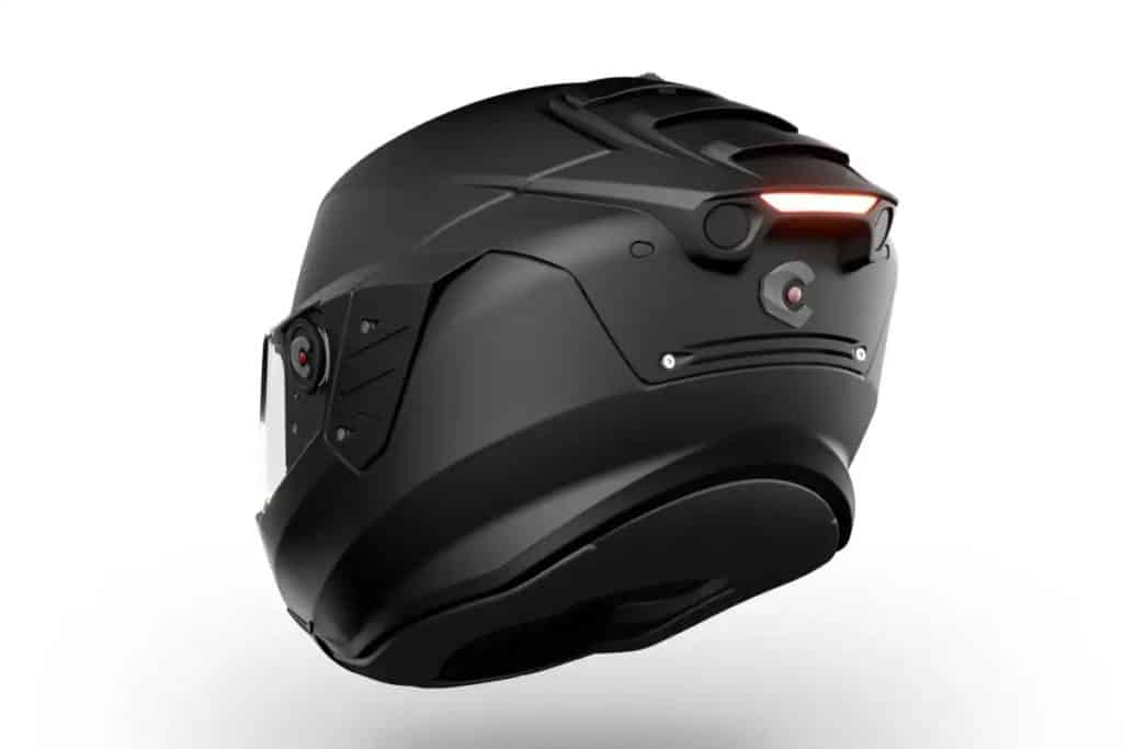 iC-R Smart Helmet: il casco da moto con intelligenza artificiale che aumenta la sicurezza
