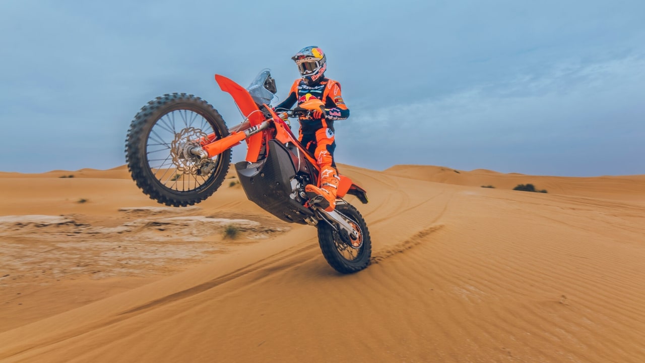 KTM 450 Rally Replica 2027: la ‘ready to race’ ispirata alla Dakar