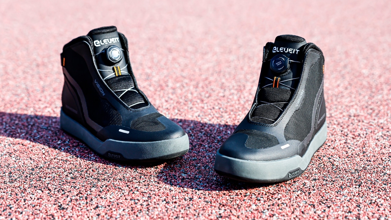 Eleveit Vision E-Dry: la nuova sneaker da moto per uomo e donna