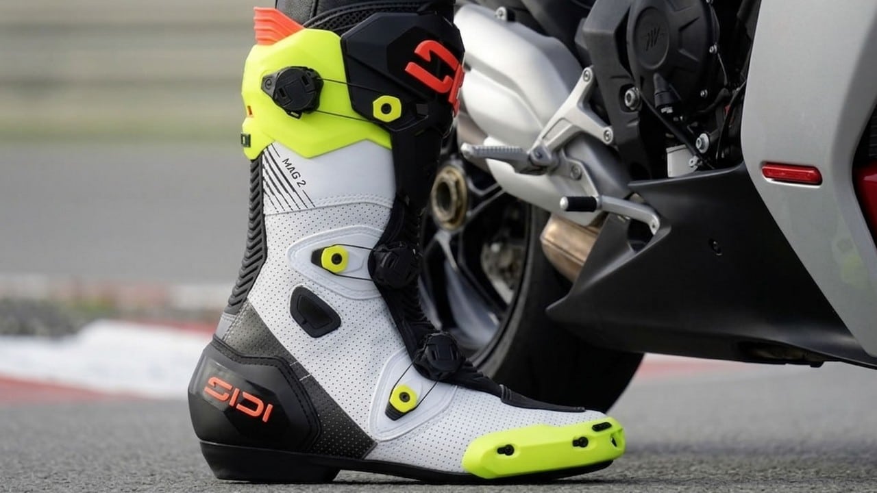 SIDI MAG 2 AIR: Sviluppato per la guida sportiva con feeling e precisione da riferimento