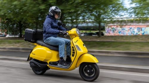 Vespa: l’icona diventa elettrica con il kit retrofit targato Newtron