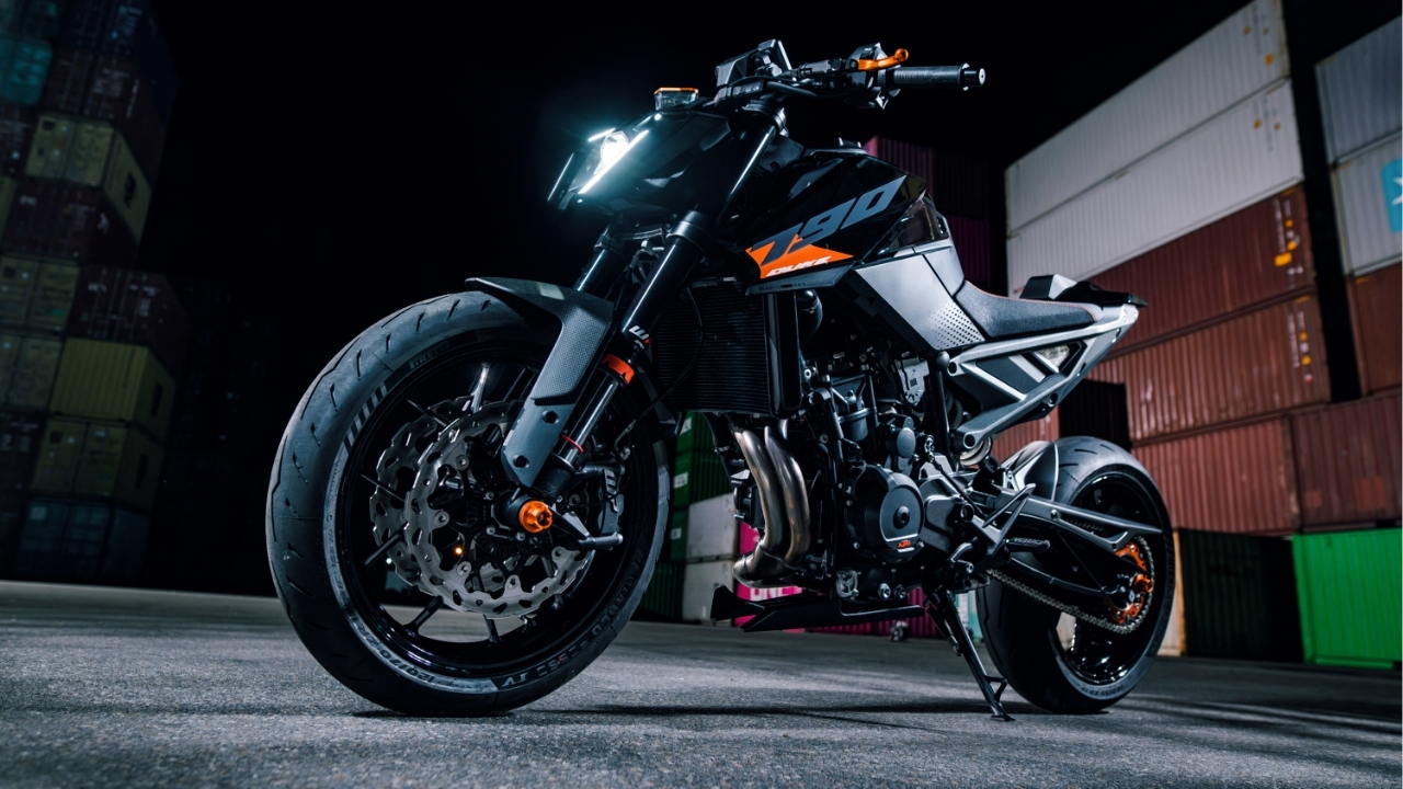 KTM 790 Duke 2027: si evolve la best seller del marchio austriaco