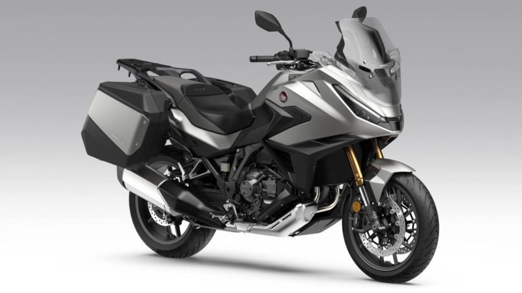 Honda NT1100 2027: debuttano nuove colorazioni per la tourer